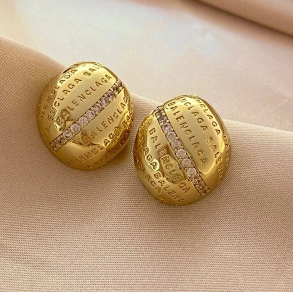 Gold colour Earrings